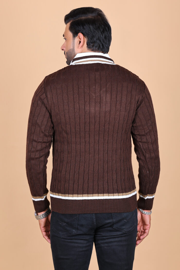 CABLE KNIITED WITH STRIPES V- NECK - Image 2