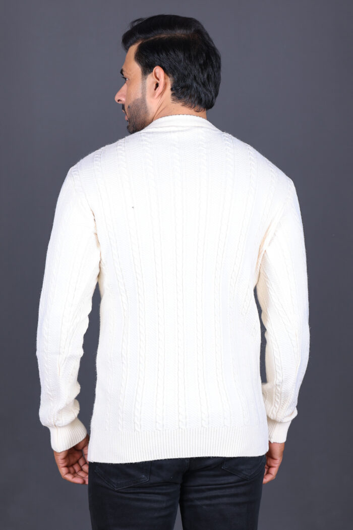 CABLE KNIT ROUND NECH SWEATER - Image 2